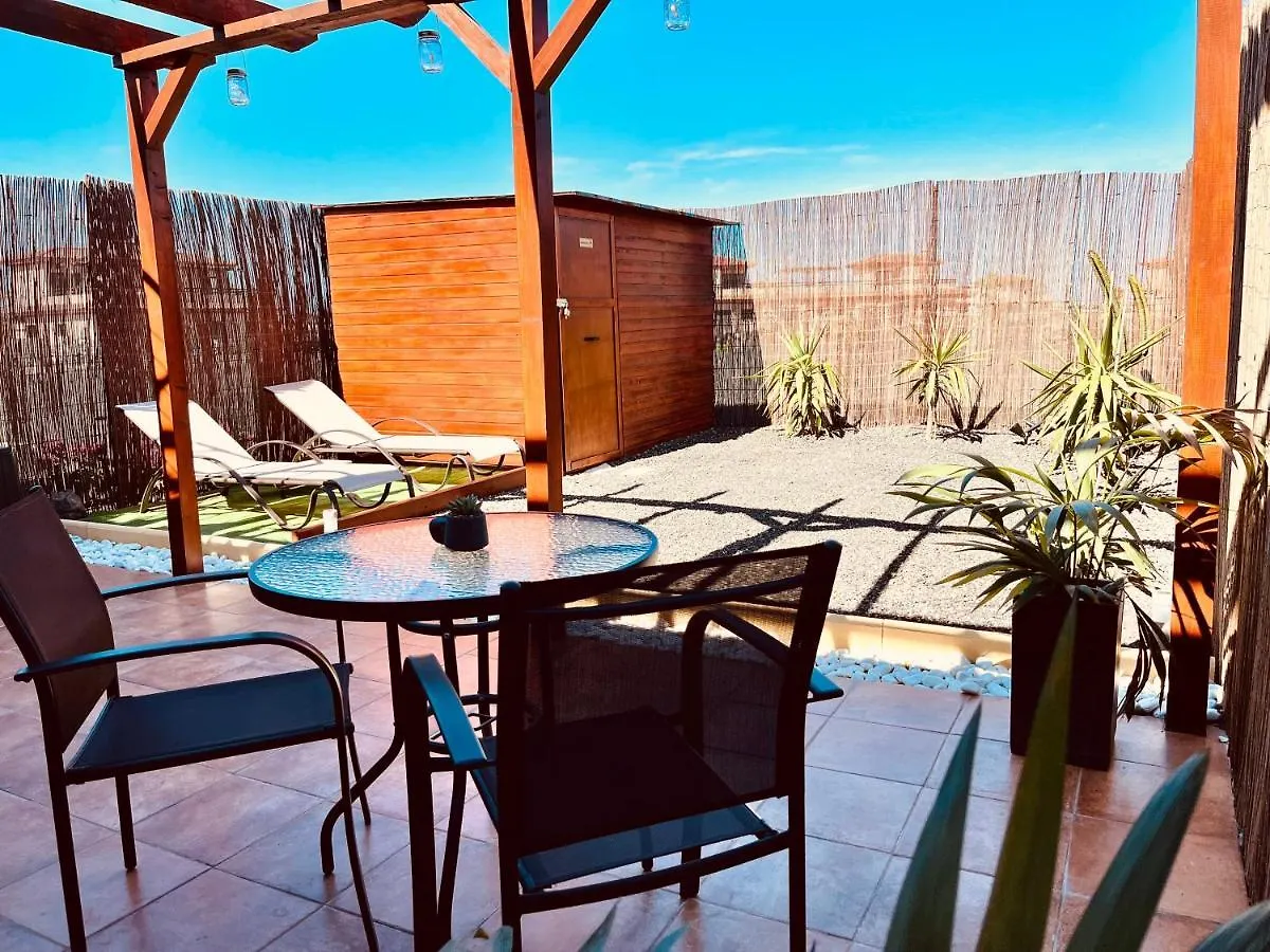 Stillvolle Villa Mit Terrasse, Garten Und Grill Lajares 0*,  Spanyolország