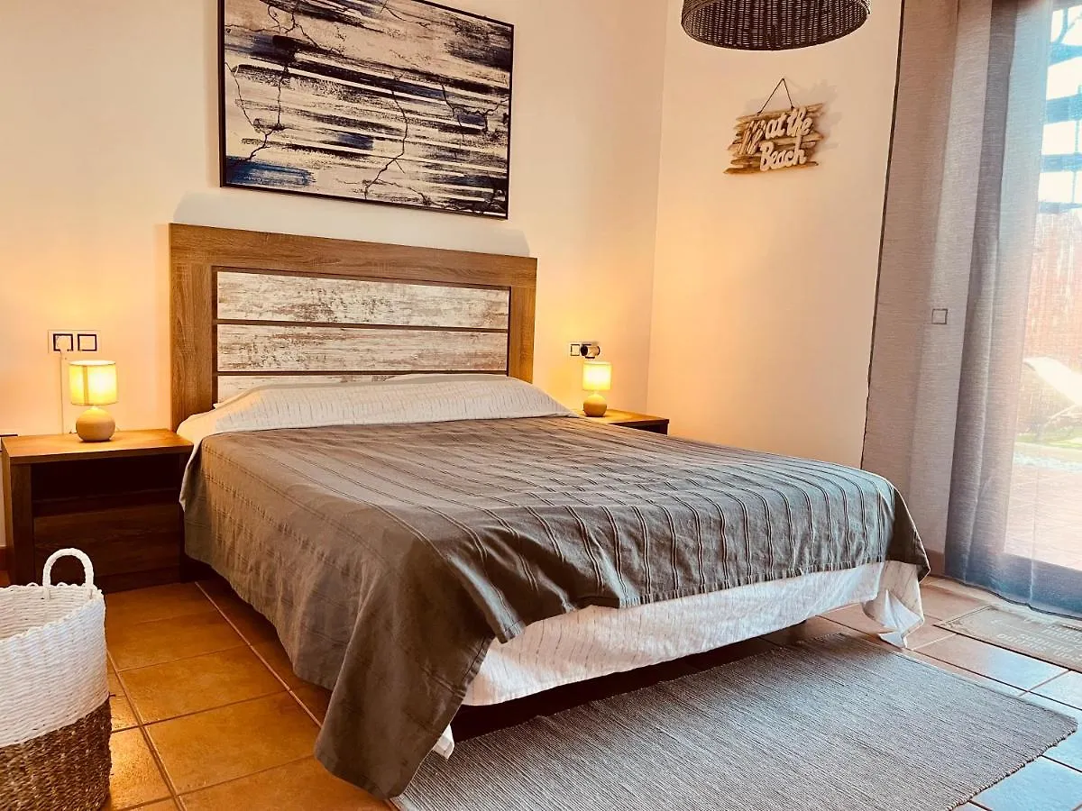 Stillvolle Villa Mit Terrasse, Garten Und Grill Lajares